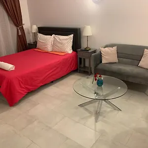 Apartamento Lovely Studio Saint Jean Cachan, 20 Minutes From Luxembourg Gardens On Rer B And 350 M From Bagneux Rer B, Cachan